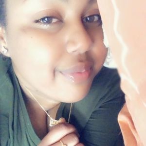 Meet your Posher, Jomellie